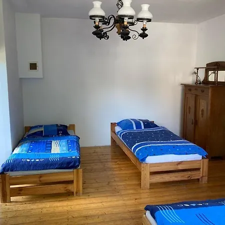 Dom Sarnia Z 4 Sypialniami Vakantiehuis *