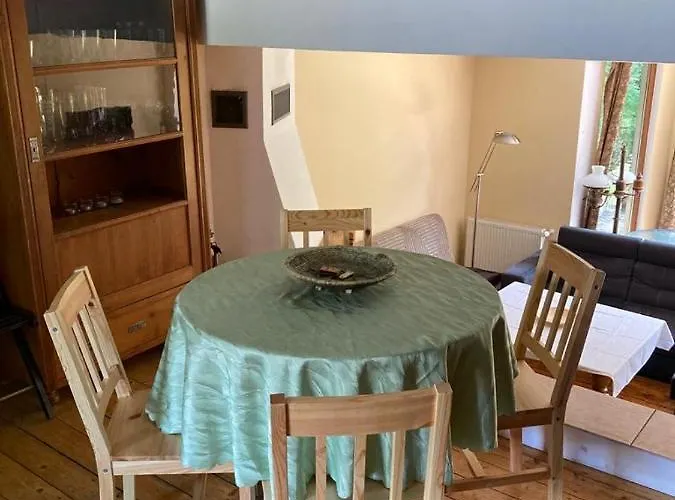 Dom Sarnia Z 4 Sypialniami *