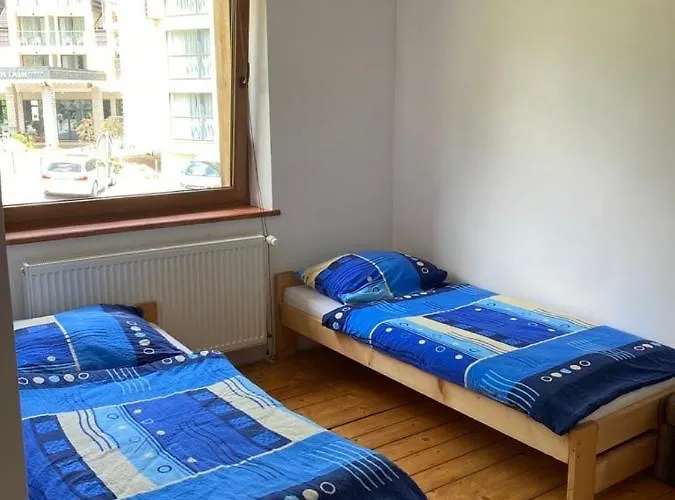 Dom Sarnia Z 4 Sypialniami Vakantiehuis